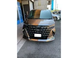 2025 Toyota Alphard Hybrid Z Van for sale, Japanese used car export - photo 6 of 11 | GULJI TRADERS