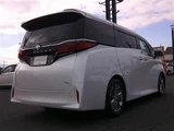 2025 Toyota Alphard Hybrid Z Van for sale, Japanese used car export - photo 6 of 30 | GULJI TRADERS