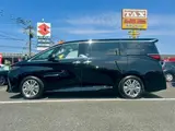 2025 Toyota Alphard Hybrid 2.5 Z 7 people Black Van for sale, Japanese used car export - photo 16 of 25 | GULJI TRADERS