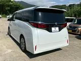 2025 Toyota Alphard Hybrid 2.5HV x 8 people Pure 18AW White Van for sale, Japanese used car export - photo 14 of 30 | GULJI TRADERS