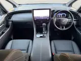 2025 Toyota Alphard Hybrid 2.5 Z 7 people Black Van for sale, Japanese used car export - photo 9 of 10 | GULJI TRADERS