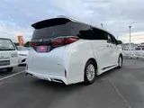 2025 Toyota Alphard Hybrid 2.5 x 8 people Pearl Van for sale, Japanese used car export - photo 6 of 30 | GULJI TRADERS