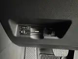 2025 Toyota Alphard Hybrid 2.5 x 8 people Pearl Van for sale, Japanese used car export - photo 27 of 30 | GULJI TRADERS