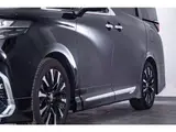2025 Toyota Alphard Hybrid Hybrid 2.5 Spacious Lounge E-Four Black Van for sale, Japanese used car export - photo 18 of 47 | GULJI TRADERS