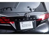 2025 Toyota Alphard Hybrid Hybrid 2.5 Spacious Lounge E-Four Black Van for sale, Japanese used car export - photo 32 of 47 | GULJI TRADERS