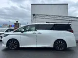 2025 Toyota Alphard Hybrid Hybrid Executive Lounge JBL Sound Pearl Van for sale, Japanese used car export - photo 5 of 24 | GULJI TRADERS