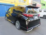 2025 Toyota Alphard Hybrid Hybrid 2.5 Z Black Van for sale, Japanese used car export - photo 7 of 9 | GULJI TRADERS