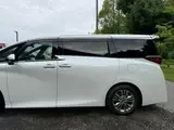 2025 Toyota Alphard Hybrid Z/4WD White Van for sale, Japanese used car export - photo 2 of 9 | GULJI TRADERS
