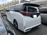 2025 Toyota Alphard Hybrid Hybrid 2.5 Z White Van for sale, Japanese used car export - photo 2 of 9 | GULJI TRADERS