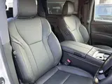 2025 Toyota Alphard Hybrid Hybrid 2.5 Z White Van for sale, Japanese used car export - photo 4 of 9 | GULJI TRADERS