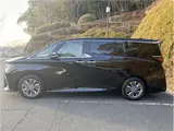 2026 Toyota Alphard Hybrid Z unused car Black Van for sale, Japanese used car export - photo 6 of 15 | GULJI TRADERS