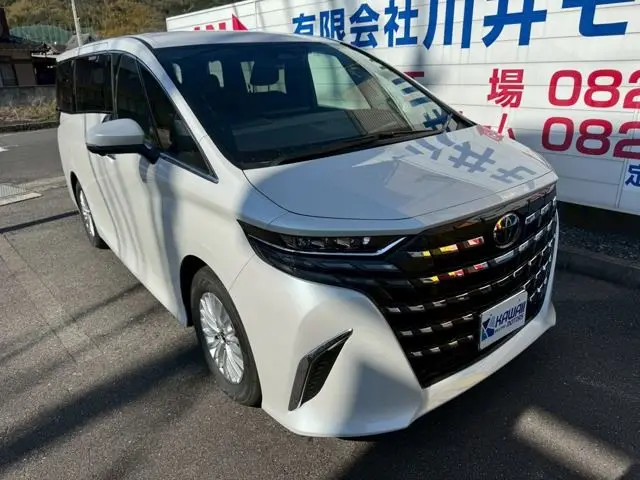 2026 Toyota Alphard Hybrid Hybrid 2.5 X White Van for sale, Japanese used car export - photo 1 of 25 | GULJI TRADERS