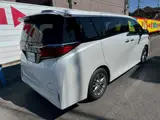 2026 Toyota Alphard Hybrid Hybrid 2.5 Z White Van for sale, Japanese used car export - photo 18 of 35 | GULJI TRADERS