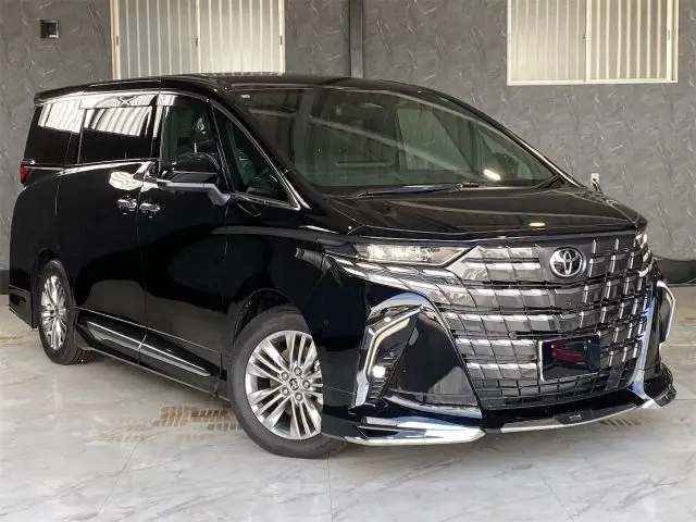 2026 Toyota Alphard Hybrid Z / Modellista Aero / Digital Rearview Mirror / Panoramic View Black Van for sale, Japanese used car export | GULJI TRADERS