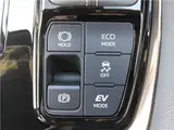 2026 Toyota Alphard Hybrid Z Black Van for sale, Japanese used car export - photo 30 of 80 | GULJI TRADERS