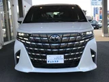 2026 Toyota Alphard Hybrid Hybrid 2.5 Z Van for sale, Japanese used car export - photo 7 of 29 | GULJI TRADERS