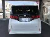2026 Toyota Alphard Hybrid Hybrid 2.5 Z Van for sale, Japanese used car export - photo 9 of 29 | GULJI TRADERS
