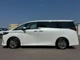 2026 Toyota Alphard Hybrid 2.5 Z 7 people 2WD Pearl Van for sale, Japanese used car export - photo 11 of 30 | GULJI TRADERS