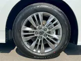 2026 Toyota Alphard Hybrid 2.5 Z 7 people 2WD Pearl Van for sale, Japanese used car export - photo 17 of 30 | GULJI TRADERS