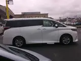2026 Toyota Alphard Hybrid Z Universal Step Moonroof White Van for sale, Japanese used car export - photo 5 of 30 | GULJI TRADERS