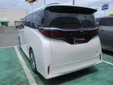 2026 Toyota Alphard Hybrid 2.5 Z 7 people Pearl Van for sale, Japanese used car export - photo 5 of 27 | GULJI TRADERS