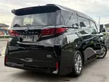2026 Toyota Alphard Hybrid 2.5 Z 7-seater 4WD Universal Black Van for sale, Japanese used car export - photo 5 of 30 | GULJI TRADERS