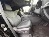 2026 Toyota Alphard Hybrid 2.5 Z 7-seater 4WD Universal Black Van for sale, Japanese used car export - photo 22 of 30 | GULJI TRADERS