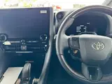 2026 Toyota Alphard Hybrid Hybrid 2.5 Z Black Van for sale, Japanese used car export - photo 34 of 50 | GULJI TRADERS