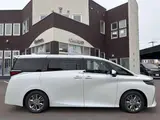 2026 Toyota Alphard Hybrid Hybrid 2.5 Z E-Four 4WD Pearl Van for sale, Japanese used car export - photo 5 of 24 | GULJI TRADERS