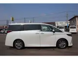 2026 Toyota Alphard Hybrid Hybrid 2.5 Z Pearl Van for sale, Japanese used car export - photo 4 of 20 | GULJI TRADERS