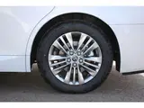 2026 Toyota Alphard Hybrid Hybrid 2.5 Z Pearl Van for sale, Japanese used car export - photo 10 of 20 | GULJI TRADERS