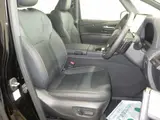 2026 Toyota Alphard Hybrid Hybrid Z Black Van for sale, Japanese used car export - photo 6 of 8 | GULJI TRADERS