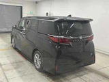2026 Toyota Alphard Hybrid Hybrid Z 4WD Van for sale, Japanese used car export - photo 2 of 7 | GULJI TRADERS