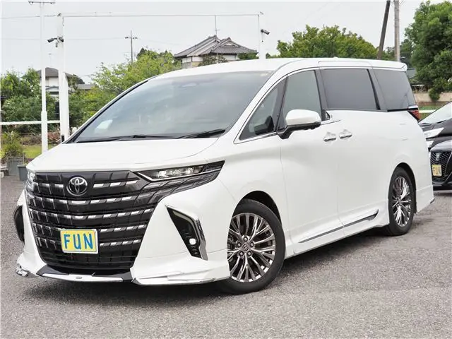 2025 Toyota Alphard Phev Executive Lounge 4WD ★ Modellista Aero - photo 1 2025 Toyota Alphard Phev Executive Lounge 4WD ★ Modellista Aero Pearl Van for sale, Japanese used car export - photo 1 of 76 | GULJI TRADERS
