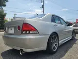 1998 Toyota Altezza 2.0 RS200 Z Edition Silver Sedan for sale, Japanese used car export - photo 2 of 20 | GULJI TRADERS