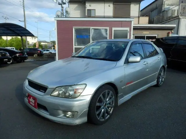 1998 Toyota Altezza 2.0 RS200 Z Edition Silver Sedan for sale, Japanese used car export - photo 1 of 40 | GULJI TRADERS