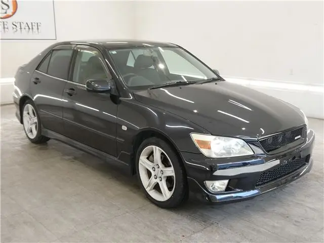 1998 Toyota Altezza RS200Z Edition Black Sedan for sale, Japanese used car export - photo 1 of 33 | GULJI TRADERS