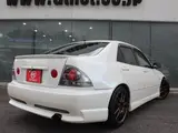 1999 Toyota Altezza RS200 Qualitat Pearl Sedan for sale, Japanese used car export - photo 2 of 10 | GULJI TRADERS
