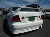 2000 Toyota Altezza AS200 White Sedan for sale, Japanese used car export - photo 40 of 68 | GULJI TRADERS