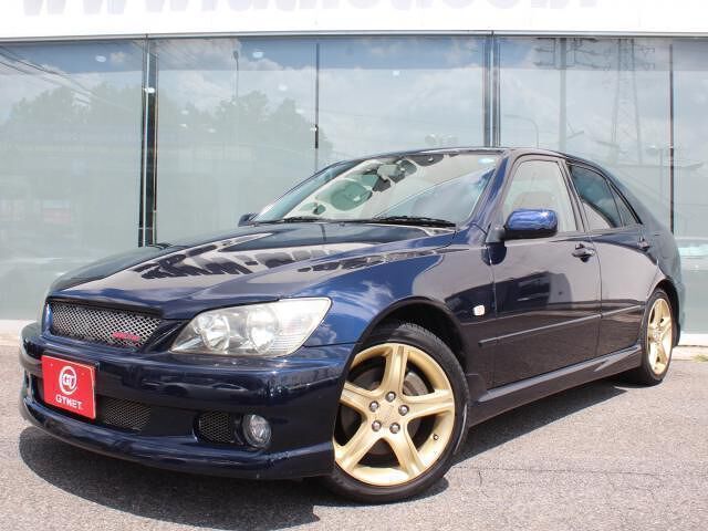 2000 Toyota Altezza RS200 Qualitat Blue Sedan for sale, Japanese used car export | GULJI TRADERS