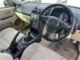 2001 Toyota Altezza RS200 Z Edition ★ 6-speed manual ★ Aero kit included ★ Timing belt replaced Pearl Sedan for sale, Japanese used car export - photo 26 of 48 | GULJI TRADERS