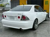 2001 Toyota Altezza RS200Z Edition White Sedan for sale, Japanese used car export - photo 7 of 37 | GULJI TRADERS