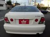 2001 Toyota Altezza 2.0 AS200 L Edition Pearl Sedan for sale, Japanese used car export - photo 9 of 42 | GULJI TRADERS