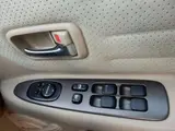 2001 Toyota Altezza 2.0 AS200 L Edition Pearl Sedan for sale, Japanese used car export - photo 22 of 42 | GULJI TRADERS