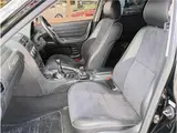 2001 Toyota Altezza RS200 L Edition (Used by a previous owner) Black Sedan for sale, Japanese used car export - photo 20 of 24 | GULJI TRADERS