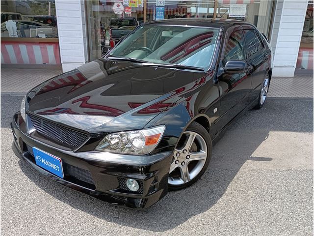 2001 Toyota Altezza RS200 L Edition (Used by a previous owner) Black Sedan for sale, Japanese used car export | GULJI TRADERS