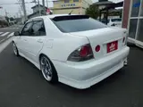 2001 Toyota Altezza 2.0 RS200 Z Edition White Sedan for sale, Japanese used car export - photo 8 of 39 | GULJI TRADERS