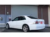 2001 Toyota Altezza RS200 Z Edition White Sedan for sale, Japanese used car export - photo 33 of 66 | GULJI TRADERS
