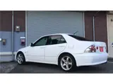 2001 Toyota Altezza RS200 Z Edition White Sedan for sale, Japanese used car export - photo 34 of 66 | GULJI TRADERS