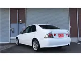 2001 Toyota Altezza RS200 Z Edition White Sedan for sale, Japanese used car export - photo 35 of 66 | GULJI TRADERS